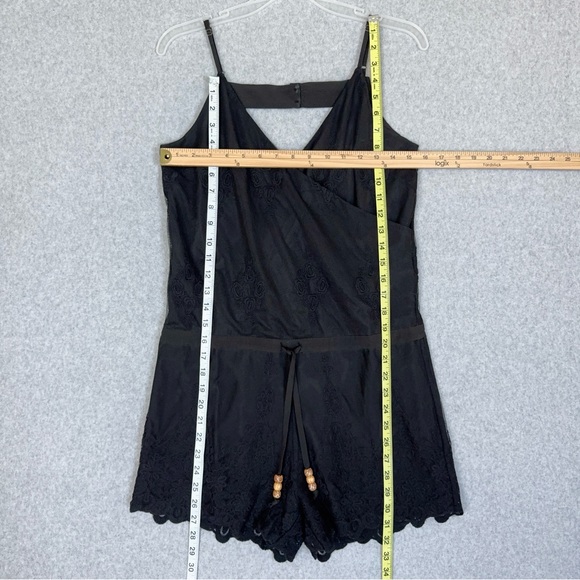 Chaser Romper Black Lace Size Small Spaghetti Straps Adjustable Cinch Waist NWT - Picture 14 of 16